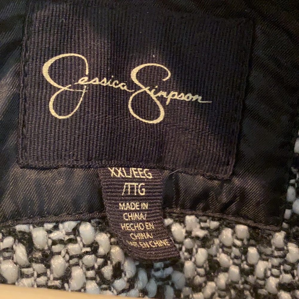 Jessica Simpson 2 button jacket - Picture 2 of 5